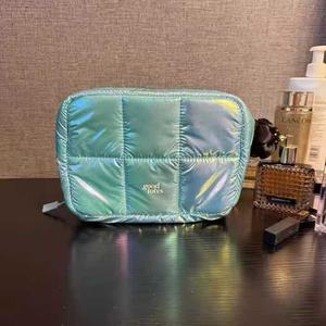 Sac cosmétique imperméable en coton matelassé avec diamants sacs de rangement pour maquillage et broderie personnalisés en nylon pour voyage mode femme homme - Product Image 5