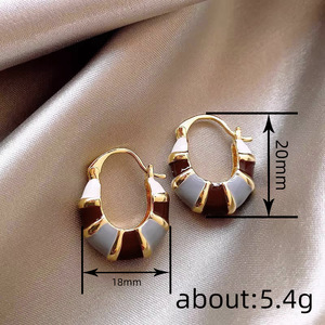 Egyptian Style Enamel <b>Ear</b> <b>Cuff</b> For Women Hexagon Geometric <b>Earrings</b> Elegant Vacation Fashion Jewelry - Product Image 4