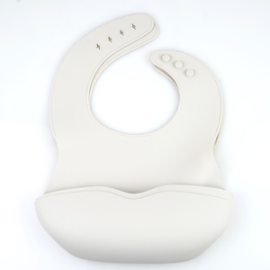Baberos Impermeables para Bebé al por Mayor, Personalizados ODM, Recolector de Comida de Silicona, Cierre Ajustable con Gancho y Bucle, Lavables - Product Image 5