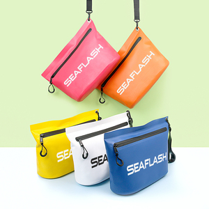 Commercio all'ingrosso 500D Pvc a prova di Make Up <span class=keywords><strong>borsa</strong></span> sigillata <span class=keywords><strong>nuoto</strong></span> cosmetico asciutto impermeabile <span class=keywords><strong>borsa</strong></span> per la spiaggia - Product Image 5