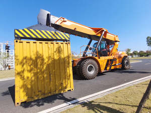 15m RS4531CH-XHJG נושאת ואן למכירה 45 טון מיכל סוללת ליתיום-להגיע <span class=keywords><strong>stacker</strong></span> עשה בסין - Product Image 6