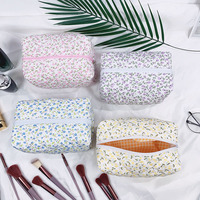 Pochette matelassée portable quotidienne Kaijie à motif floral, best-seller transfrontalier, pour maquillage ou serviette, style frais et minimaliste