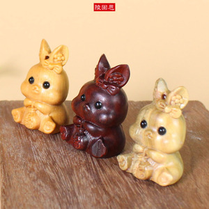 Pendentif en bois de santal « Lapin porte-bonheur » pour téléphone portable – Cadeau tendance TikTok - Product Image 2