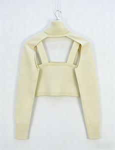 ชุดเซ็ต 2 ชิ้นผ้าฝ้าย BCI สำหรับผู้หญิง เสื้อคลุมคอเต่าและเสื้อสายเดี่ยวคอกลม เสื้อถักแขนยาวแบบครอป - Product Image 2