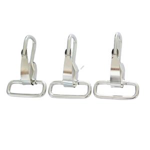 โรงงานอี้หวัง ขายส่ง ตะขอเกี่ยวแบบกด ขนาด 4.0x38 มม. ทำจากโลหะสีเงิน - Product Image 2