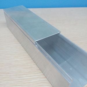 <span class=keywords><strong>Prix</strong></span> d'usine, plateau en aluminium durable, gaine de câble en <span class=keywords><strong>acier</strong></span>, plateau de câble pour système de montage solaire - Product Image 2