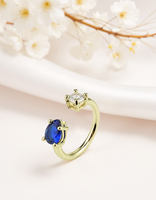 Bague en laiton plaqué or 14 carats de qualité supérieure avec saphir en forme de goutte et double pierres de zircone pour anniversaire