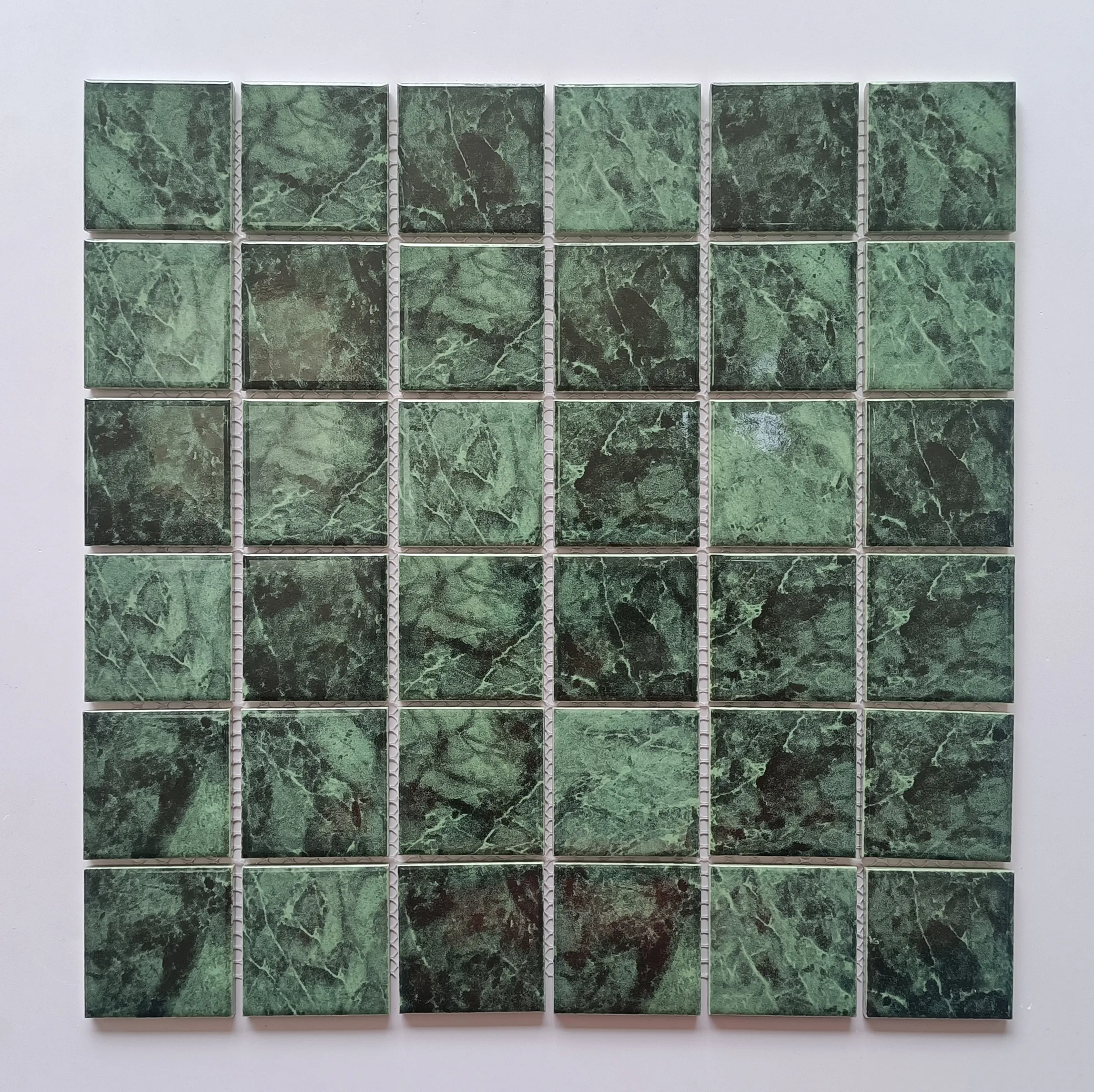 Зеленый натуральный камень мраморная мозаика небольшого размера плитка для бассейна