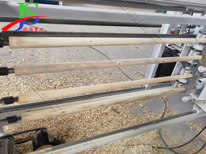 Machine professionnelle automatique à quatre stations pour la fabrication <span class=keywords><strong>de</strong></span> manches <span class=keywords><strong>de</strong></span> houes et <span class=keywords><strong>de</strong></span> manches <span class=keywords><strong>de</strong></span> pioches, et le tournage et le polissage du bois - Product Image 4