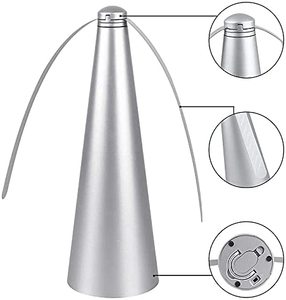 مروحة طاولة دوارة للتحكم في الذباب من SJZ، للاستخدام الداخلي والخارجي، 3 شفرات ناعمة، تعمل بالبطاريات، صديقة للبيئة - Product Image 3