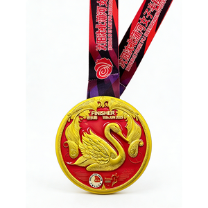 Medalla Personalizada para Mujer <span class=keywords><strong>de</strong></span> Medio Maratón, Silueta <span class=keywords><strong>de</strong></span> Rosa, Esmalte Floral Colorido, Metal Pulido, Logotipo Personalizado - Product Image 4