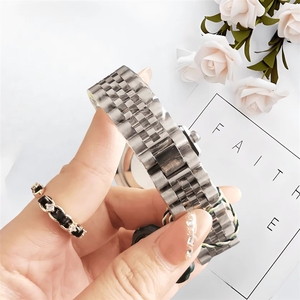 นาฬิกาข้อมือผู้ชาย สายสตีล ขอบหน้าปัดสีแดงน้ำเงิน หน้าปัดสีดำ แสดงวันที่ ราคาโรงงานโดยตรง ยี่ห้อเจนีวา - Product Image 6