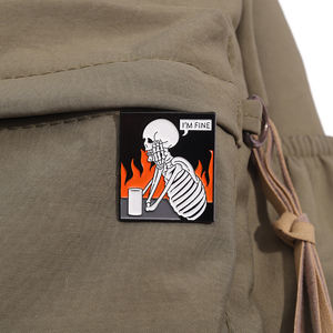 Halloween Punk Skelett Brosche Emaille Pins Überdenken Angst Ich bin fein Schädel Broschen Shirt Revers Abzeichen Großhandel - Product Image 3