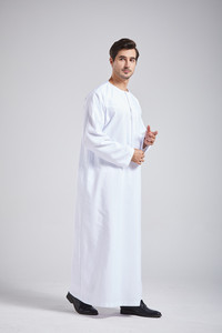 Vendita calda abbigliamento etnico medio oriente abito da uomo in poliestere girocollo abito arabo uomo Thobes abbigliamento islamico Turks - Product Image 2