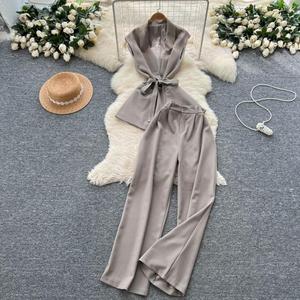 Luxury Style Women's Set Sleeveless Top Slim Trousers - Elegant Office <strong>Outfit</strong> - Product Image 4