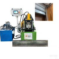 Machine de profilage à froid pour rails de porte coulissante et volets extérieurs en acier galvanisé de 1,5 à 2,0 mm d'épaisseur, modèle populaire
