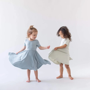 Vestido <span class=keywords><strong>de</strong></span> verano supersuave personalizado al por mayor para niñas, vestido <span class=keywords><strong>de</strong></span> baile <span class=keywords><strong>de</strong></span> color sólido, ropa <span class=keywords><strong>de</strong></span> bebé <span class=keywords><strong>de</strong></span> bambú, ropa para recién nacidos, Ropa para Niñas - Product Image 5