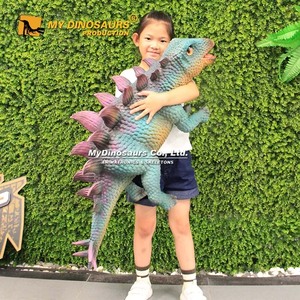 MY Dino HP034 Baby Dinosaur Hand Puppet Stegosaurus para fiestas y eventos - Product Image 3
