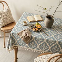 Nappe en coton style campagnard avec motif floral élégant et franges