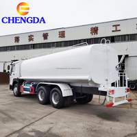Segunda mano SINOTRUK HOWO 6X4 15000 20000 25000 Litro 10 ruedas Camión cisterna de agua en venta