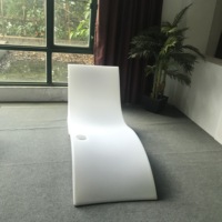 Chaise longue de piscine extérieure résistante aux UV pour hôtel et plage