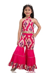 Conjunto de kurti y sharara de algodón Titrit con mangas tejidas y estampadas - Rosa - Product Image 1
