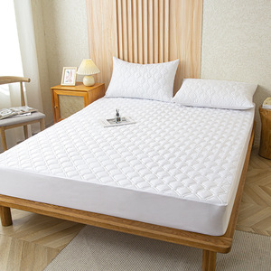 Protector de Colchón Impermeable de Poliéster de Alta Calidad, Suave, Silencioso y Seguro, Ajustable, Tamaño Queen y King - Product Image 4