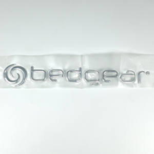 Etiqueta Termoadhesiva Personalizada, Fabricada con Corte Láser, Ecológica, Autoadhesiva, Estampado en Caliente para Prendas y Calzado - Product Image 1