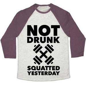 ไม่เมา นั่งยองเมื่อวาน เสื้อยืดเบสบอลแบบยูนิเซ็กซ์ ทริ-เบลนด์ - Product Image 4