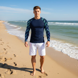 Encuentra tu Rash Guard Tropical con Protección UPF 50+ - Product Image 1