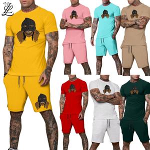 Setelan Olahraga Berkualitas Tinggi Custom Tracksuit 2 Potong Bordir Logo Custom Celana Pendek Olahraga untuk Pria - Product Image 1