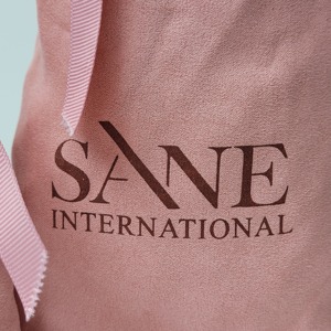 Bolsas de Embalaje para Joyería con Logotipo Personalizado al por Mayor, Bolsitas de Regalo de Joyería con Cordón de Gamuza Rosa - Product Image 3