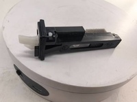 Verrou de protection de bouchon de réservoir de carburant 788276143R RE276143 pour Renault Logan Sandero Duster Nissan
