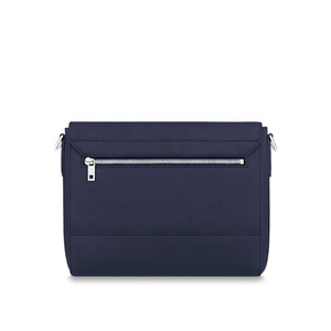 Sacs messagers pour hommes tendance, sacs messagers sportifs en cuir véritable <span class=keywords><strong>bleu</strong></span> <span class=keywords><strong>marine</strong></span> avec logo personnalisé pour hommes/ - Product Image 6