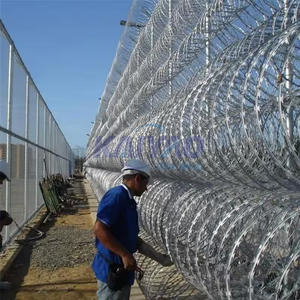 Câble de rasoir renforcé: clôture d'isolement sécurisée pour la protection <span class=keywords><strong>des</strong></span> pâturages en plein air, protégeant <span class=keywords><strong>les</strong></span> limites de sécurité du bétail - Product Image 1