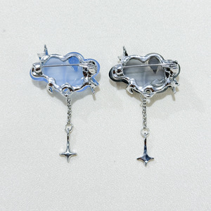 Nouvelle mode belles broches femmes nuages personnalité Unique strass broche orage foudre pendentif broche accessoire hommes - Product Image 5