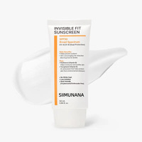 Crème solaire SPF50 à large spectre, protection invisible UVA/UVB sans traces blanches, effet double illuminateur pour tous types de peau