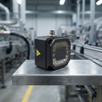 Scanner de codes-barres 1D 2D QR industriel à obturateur global, objectif 16 mm longue portée, IP67 Profinet pour la traçabilité des pièces de précision