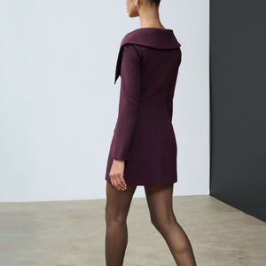 เดรสเบลเซอร์ทรงเอเข้ารูปสำหรับผู้หญิง คอวี กระดุมแถวเดียว ผ้าเนื้อดี ระบายอากาศได้ดี สไตล์ฝรั่งเศส ODM - Product Image 4