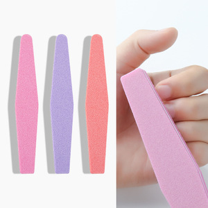 Fabrika sıcak satış tek kullanımlık tırnak tamponu kalın siyah EVA tırnak törpüsü tırnak bakımı için sünger ile - Product Image 3