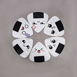 Cheerhas Thương Hiệu Tại Chỗ Hàng Hóa Vui Nhật Bản Sushi Biểu Tượng Cảm Xúc Mô Hình Tùy Chỉnh In Celluloid Tấm 0.46Mm Hình Dạng Tam Giác Guitar Chọn - Product Image 1