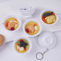 Porte-clés soupe de poulet au ginseng simulé, Pendentif créatif en forme de sachet de soupe tonique au poulet mijoté, Décoration de bol alimentaire simulé