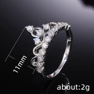 Anello Creativo con Corona in Micro Zirconi Pavé per Donne, Gioiello da Dito Scintillante e Alla Moda - Product Image 5