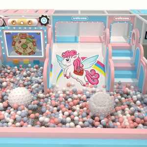 Installation de terrain de jeux intérieur commercial haut de gamme pour les centres pour enfants dans les parcs d'attractions, mettant en valeur des toboggans variés - Product Image 1