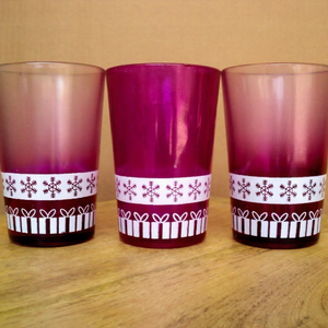 JM INTERNATIONAL Lot de 6 verres de Noël personnalisés imprimés, en verre, lavables au lave-vaisselle, emballés dans une boîte cadeau - Product Image 1