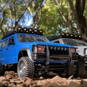MN78 MN-78 Voiture télécommandée tout-terrain 4x4 haute simulation en alliage, modèle RC 1/12 avec éclairage LED - Product Image 4