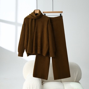 Set da 3 Pezzi Lavorato a Maglia per <span class=keywords><strong>Taglie</strong></span> <span class=keywords><strong>Forti</strong></span> Produttori di Abbigliamento Completo Invernale da Donna Personalizzato con Maglione, Pantaloni e Sciarpa - Product Image 5