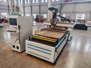 Fabricant chinois de routeur CNC à carrousel 3D ATC pour le travail du bois avec système anti-poussière sur les axes <span class=keywords><strong>X</strong></span>, <span class=keywords><strong>Y</strong></span>, Z pour la fabrication de meubles - Product Image 3