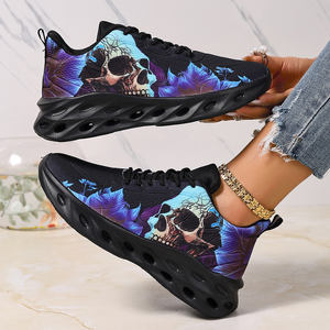 Productos con Logotipo Personalizado 2026, Zapatillas de Baloncesto Negras con Estampado de Calavera, Precio al por Mayor OEM, Zapatillas Deportivas Sublimadas para Correr - Product Image 1