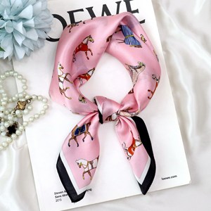 <span class=keywords><strong>Foulard</strong></span> Quadrato Piccolo in Seta con Stampa Animale Cavallo alla Moda, Sciarpa Decorativa da Collo in Vera Seta per Donna, Primavera Estate, Regalo per la Mamma - Product Image 1